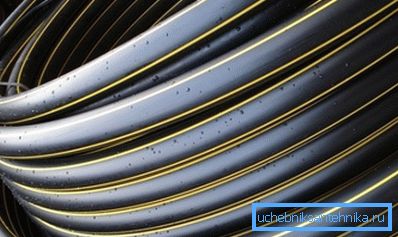 32 mm-es polietilén cső (HDPE) 32 mm-es polietilén cső (HDPE)