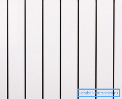 Extrudált alumínium radiátor
