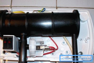 Atmor Basic 3,5 KW, belső nézet. Atmor Basic 3,5 KW, belső nézet.