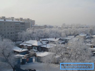 Az Amur-régiót meglehetősen súlyos télik jellemzik. Az Amur-régiót meglehetősen súlyos télik jellemzik.