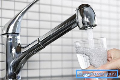 Megfelelő mennyiségű H2O-t kell biztosítani a kényelmes életfeltételek megteremtéséhez. Megfelelő mennyiségű H2O-t kell biztosítani a kényelmes életfeltételek megteremtéséhez.