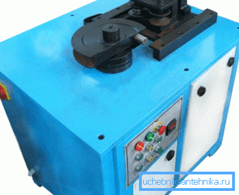 Elektromechanikus csőhajlító gép Elektromechanikus csőhajlító gép
