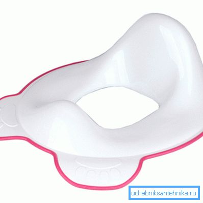 Fotó anatómiai WC-szék egy gyermek számára Fotó anatómiai WC-szék egy gyermek számára