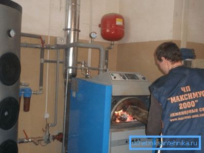 Az utasítás nem követeli meg szakértők részvételét a szilárd tüzelőanyag kazánok beszerelésében. Az utasítás nem követeli meg szakértők részvételét a szilárd tüzelőanyag kazánok beszerelésében.