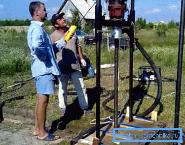 A motorfúró használata A motorfúró használata