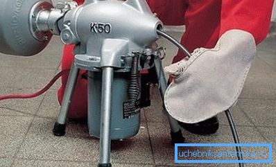 Az egészségügyi kábel használata a motorral párhuzamosan lehetővé teszi nagy nyomaték elérését, ami nagyban megkönnyíti ezt a munkát. Az egészségügyi kábel használata a motorral párhuzamosan lehetővé teszi nagy nyomaték elérését, ami nagyban megkönnyíti ezt a munkát.