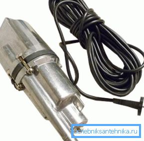 A vibrációs szivattyú alkalmas egy kútra. De nem a kútért amely jól szivattyú jobb