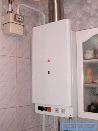 A kompakt gázkazán felmelegíti a standard lakást A kompakt gázkazán felmelegíti a standard lakást