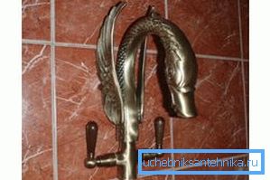 Brass csaptelep. Brass csaptelep.