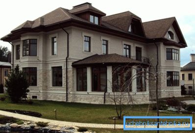 Gyönyörű ház. És hogyan kell melegíteni? Gyönyörű ház. És hogyan kell melegíteni?
