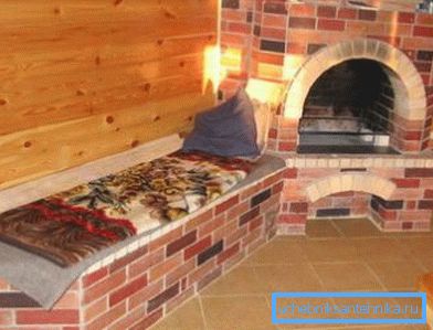 Ne helyezzen ágyat legfeljebb 900 mm-re a padlóról. Ne helyezzen ágyat legfeljebb 900 mm-re a padlóról.
