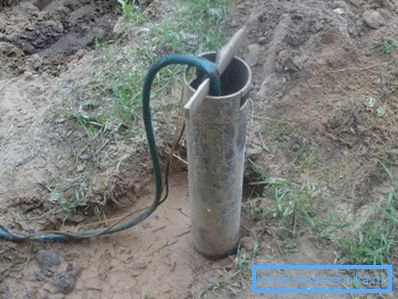 A képen látható acél burkolat