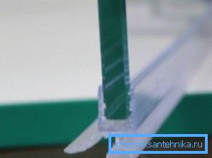 Egy fényképen - az üvegre szerelt tömítés Egy fényképen - az üvegre szerelt tömítés