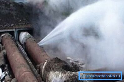 A hidraulikus ellenállás helytelen kiszámítása vészhelyzethez vezethet. A hidraulikus ellenállás helytelen kiszámítása vészhelyzethez vezethet.