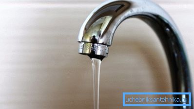 Az alacsony nyomás a rendszerben komolyan bonyolítja az életünket. Az alacsony nyomás a rendszerben komolyan bonyolítja az életünket.