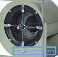 Néhány olyan ventilátor opció, amely kis helyiségekben is felszerelhető Néhány olyan ventilátor opció, amely kis helyiségekben is felszerelhető