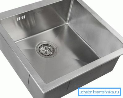 Megmunkálás után az ízületek hegesztése szinte láthatatlan. Megmunkálás után az ízületek hegesztése szinte láthatatlan.
