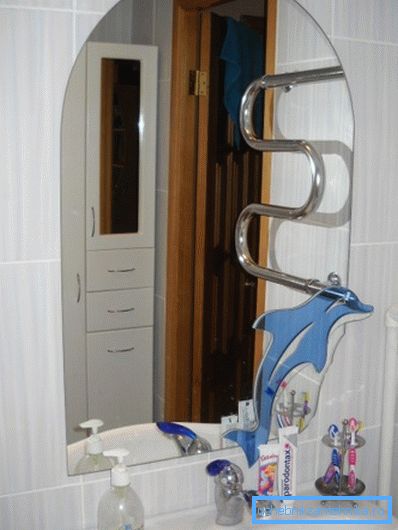 Ragasztott lapos színes betét. Ragasztott lapos színes betét.