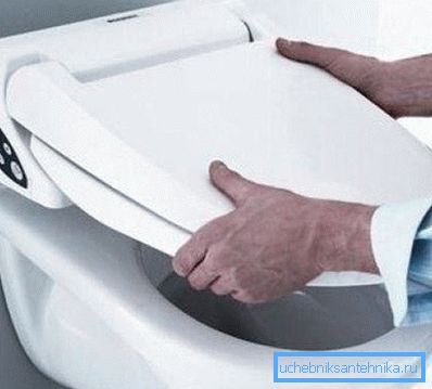 Tehát a szokásos toalett fűtöttvé válik