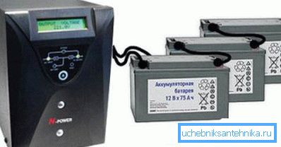 Úgy néz ki, mint egy szünetmentes tápegység az elemekkel Úgy néz ki, mint egy szünetmentes tápegység az elemekkel