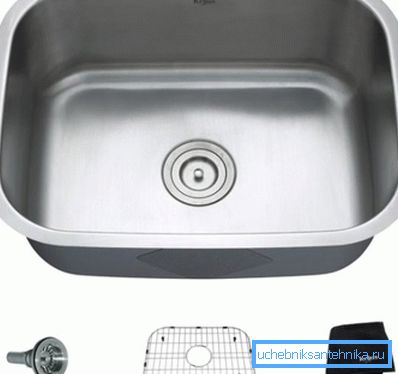 A falak vastagsága kiváló minőségű mosogatókban 0,6 mm és 1,2 mm között van, és annál nagyobb, minél nagyobb ez a mutató, annál erősebb a tervezés A falak vastagsága kiváló minőségű mosogatókban 0,6 mm és 1,2 mm között van, és annál nagyobb, minél nagyobb ez a mutató, annál erősebb a tervezés