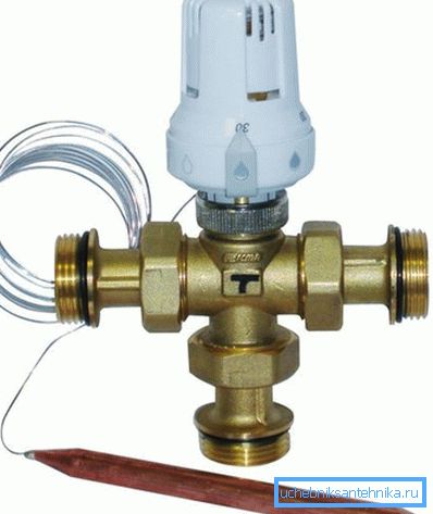 Háromutas termosztatikus szelep merülési típusú érzékelővel Háromutas termosztatikus szelep merülési típusú érzékelővel
