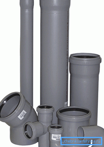 50 mm és 100 mm átmérőjű csövek szerelvényekkel 50 mm és 100 mm átmérőjű csövek szerelvényekkel