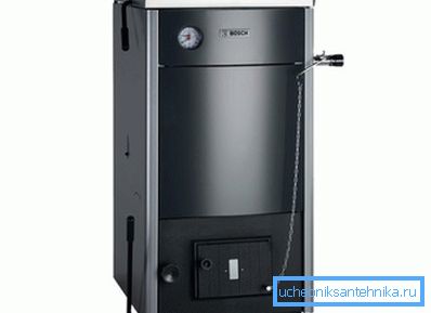 A Bosch szilárd tüzelésű kazán mindig stílusosnak tűnik A Bosch szilárd tüzelésű kazán mindig stílusosnak tűnik