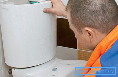 Megtanulva a WC-csésze szivárgását