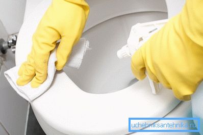 A műanyag ülés egyszerű ápolása egyszerű