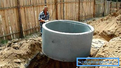 1153 A gyűrűk szerelése daruval