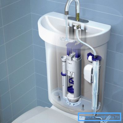 A készülék tartály WC-tál-mosdó.